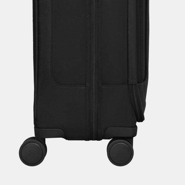 Victorinox Werks 7.0 Large Expandable Spinner Luggage - Black