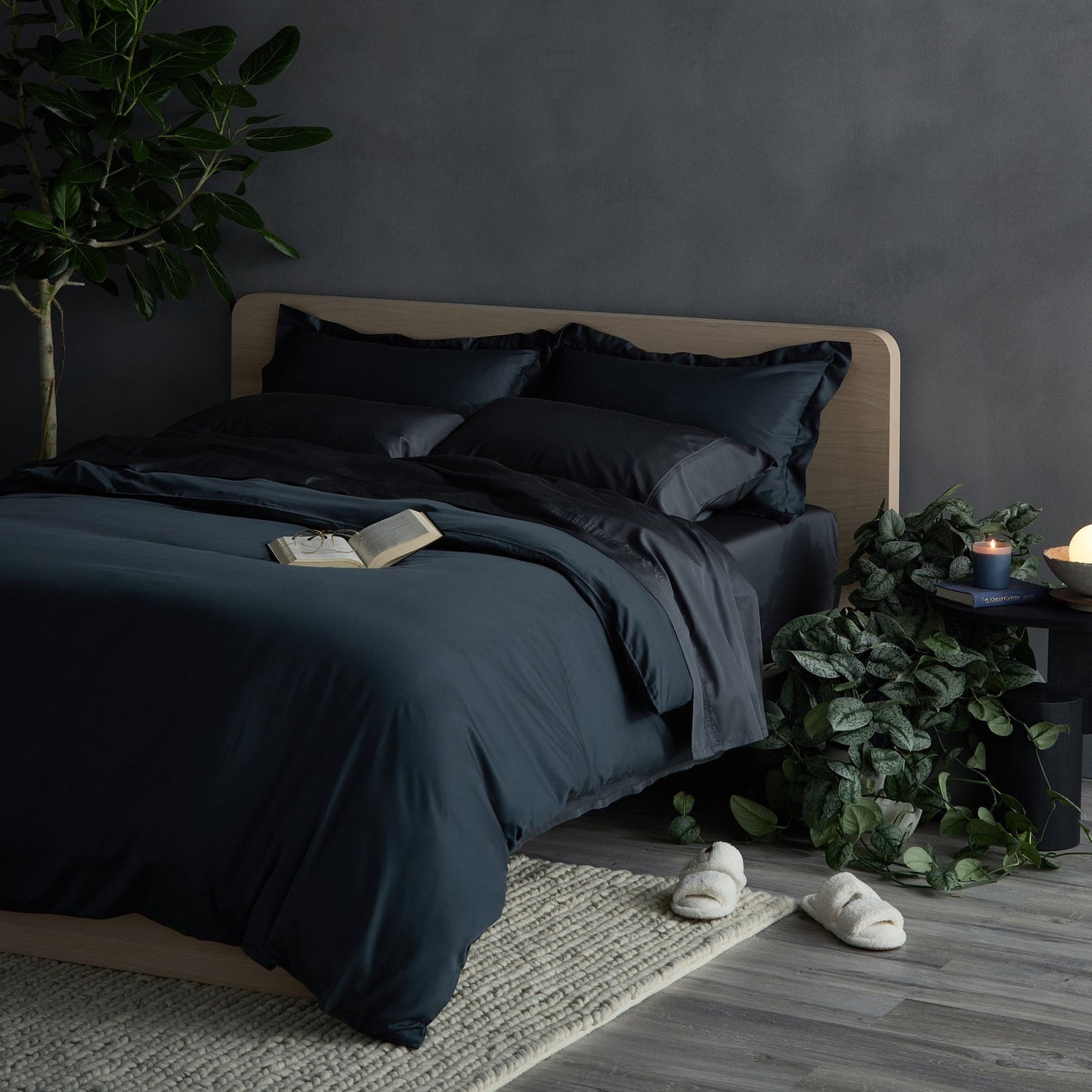 Hush Iced Cooling Sheet Set - Queen - Charcoal