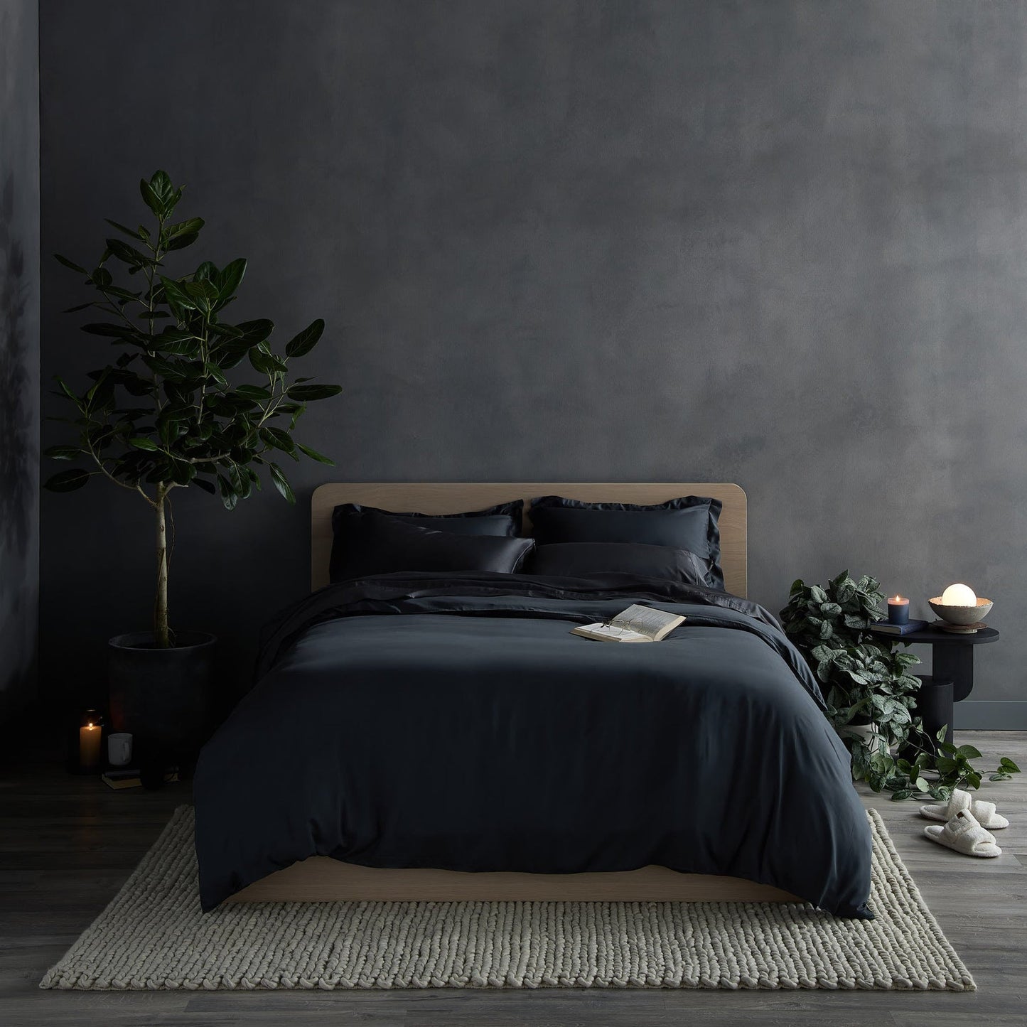 Hush Iced Cooling Sheet Set - Queen - Charcoal