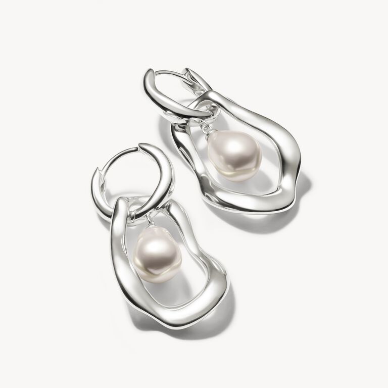 Thomas Sabo Silver Hoop Earrings with Fresh Water Pearls